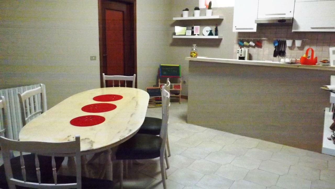 Bed and Breakfast Domus Tua Pietrelcina Exterior foto