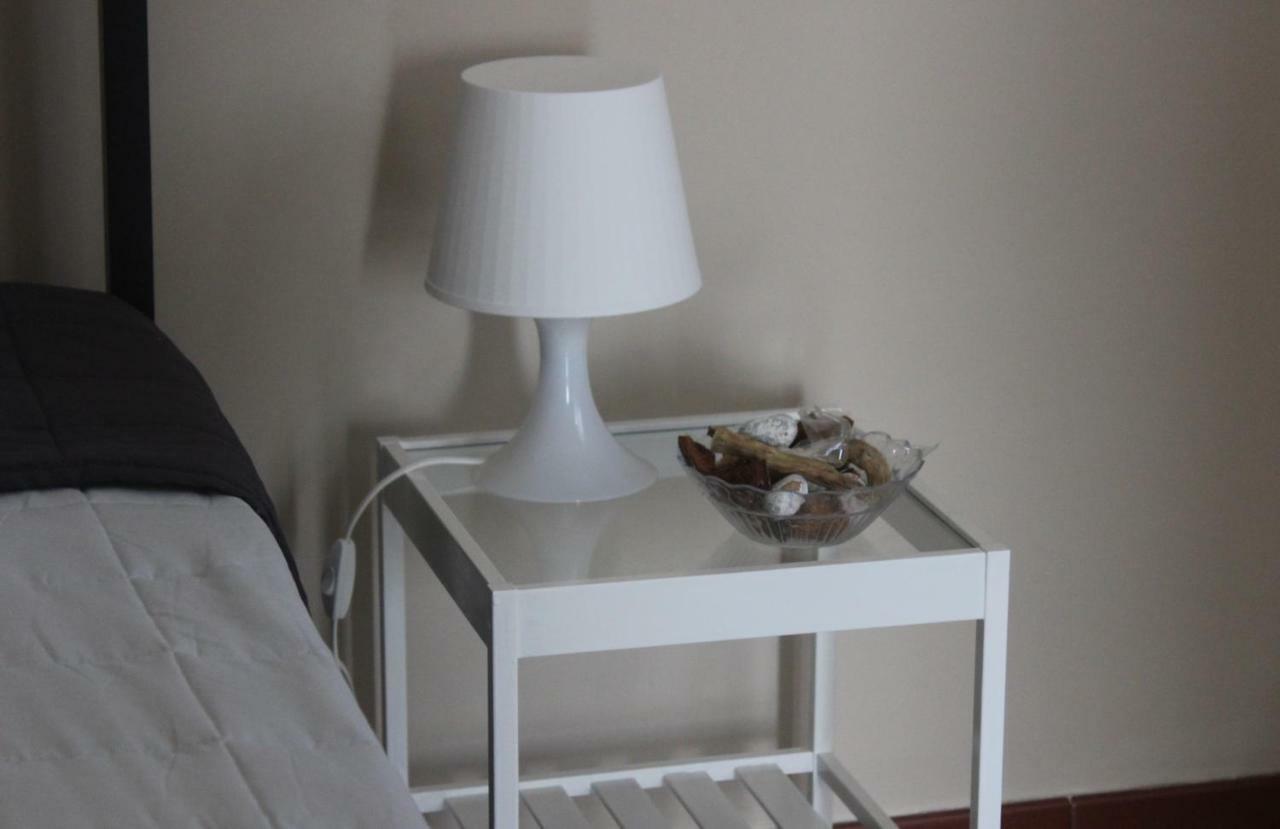 Bed and Breakfast Domus Tua Pietrelcina Exterior foto